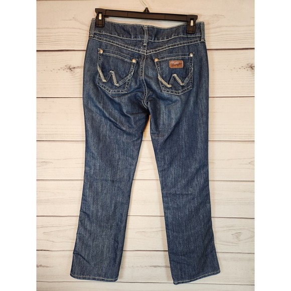 Wrangler Women's Blue Solid Low Rise Five Pockets Straight Leg Jeans Size 32 - Picture 2 of 7